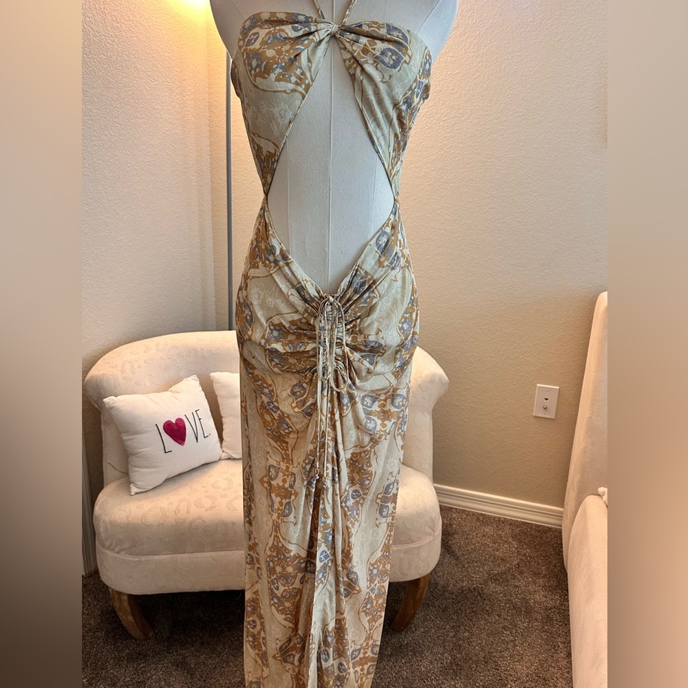 Meshki Backless Dress in Cream and Gold